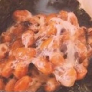 キムチマヨ納豆のチップスターカナッペ